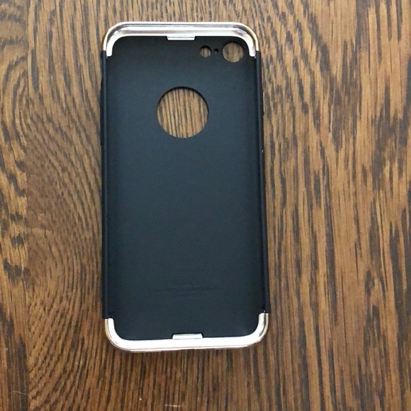 iPhone 7 case - Picture 2 of 3